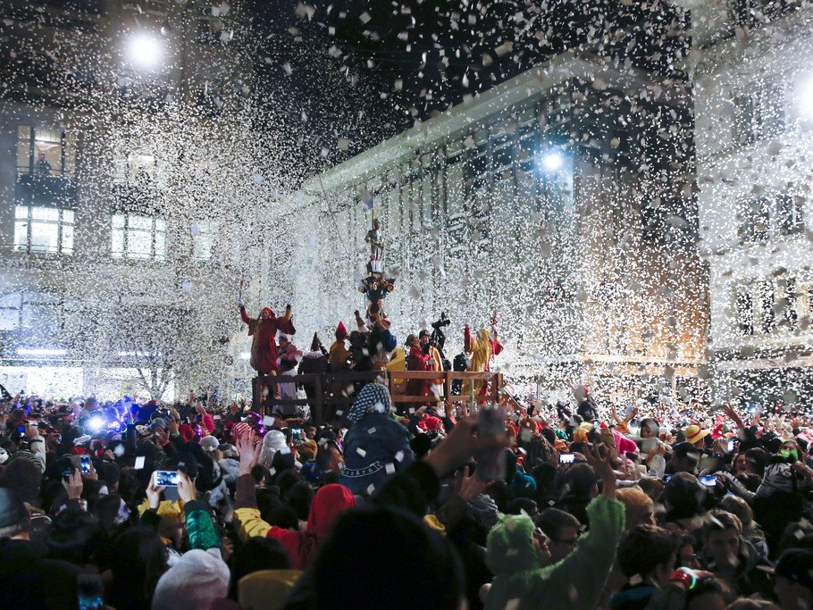Wir verabschieden uns für diese Woche und pilgern bald nach Luzern.
#luzern #LuzernFasnacht #rüdig