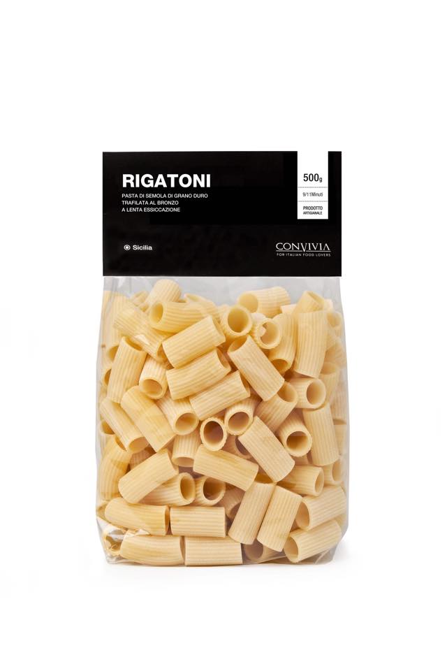 Non si è mai strozzato un cane con un bel piatto di maccheroni  😊🍝
#convivia @foritalianfoodlovers