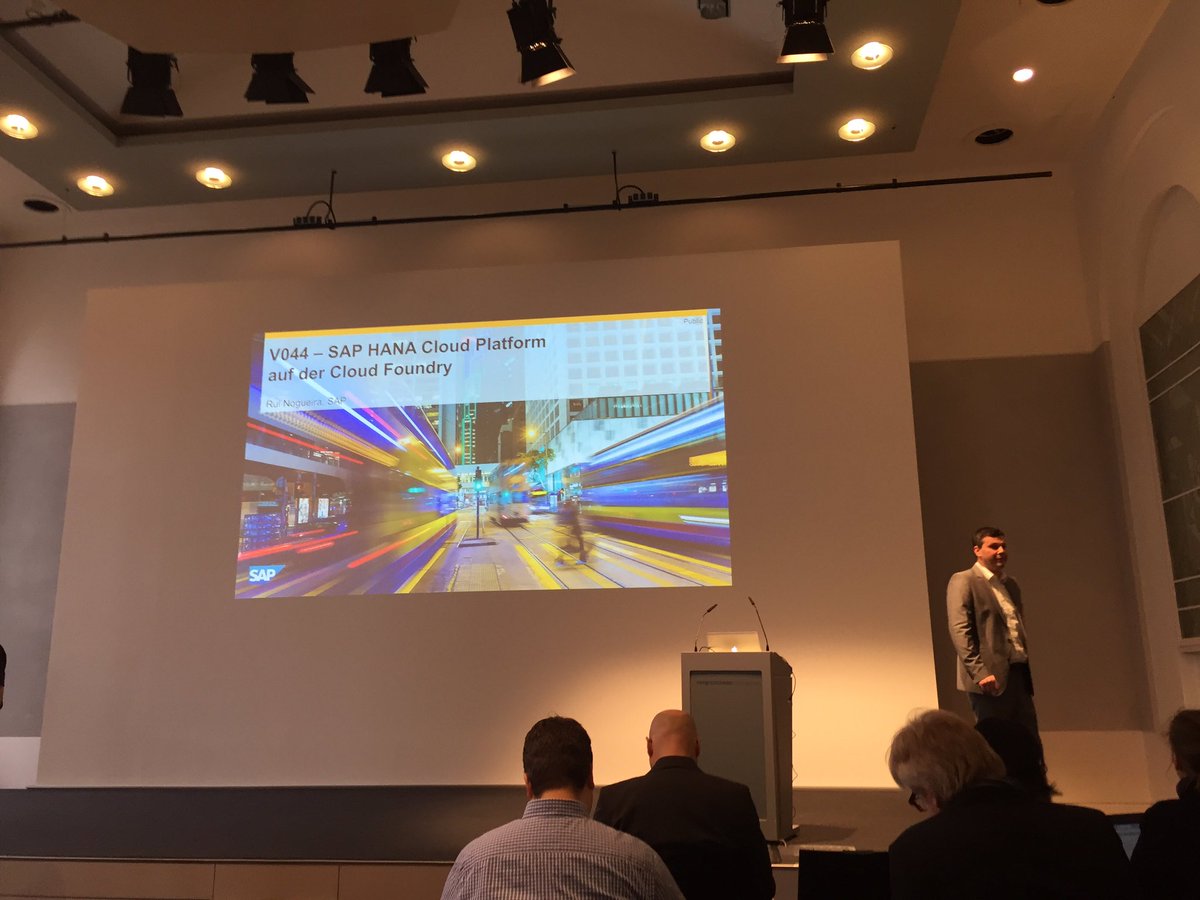hobru's tweet image. Getting ready for @ruinogueira presentation of Cloud Foundry on #saphcp at #dsagtt17
