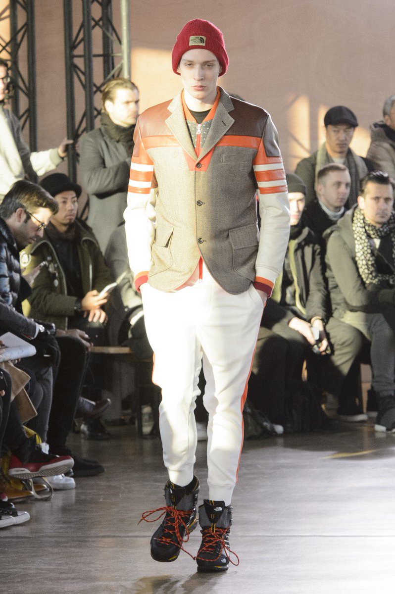 HommeEssential's tweet image. #JunyaWatanabe has collaborated this season with @thenorthface for #fw17 #collection - goo.gl/ExZa27