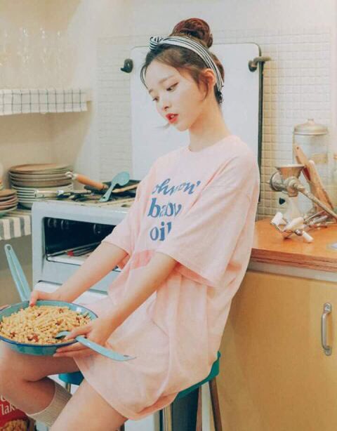 uedangochan's tweet image. 半年かけて7キロやせて
１ヶ月で8キロ太った
痩せるのはたいへんだけど
太るのは簡単
身を持って感じました
でも絶望もしたけど、やる気も出てきた!!!頑張る!!!誰か一緒に頑張りませんか😂😂
#ダイエット 
#ダイエッターさんと繋がりたい 
#一緒に頑張ってくれる人RT