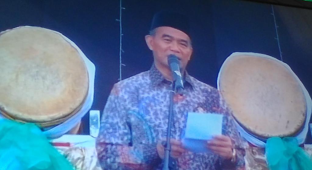 Kemdikdasmen's tweet photo. Mendikbud: semangat pembangunan Masjid Istiqlal yaitu kebersamaan &amp; keberagaman harus terus dipelihara https://t.co/8lR54oF27k