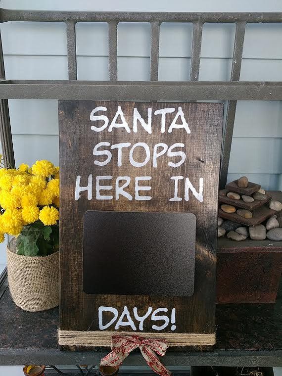 GigiSantasSocks's tweet image. Christmas Countdown Sign buff.ly/2mkRfjC #ChristmasSign #Etsy #HandmadeSign