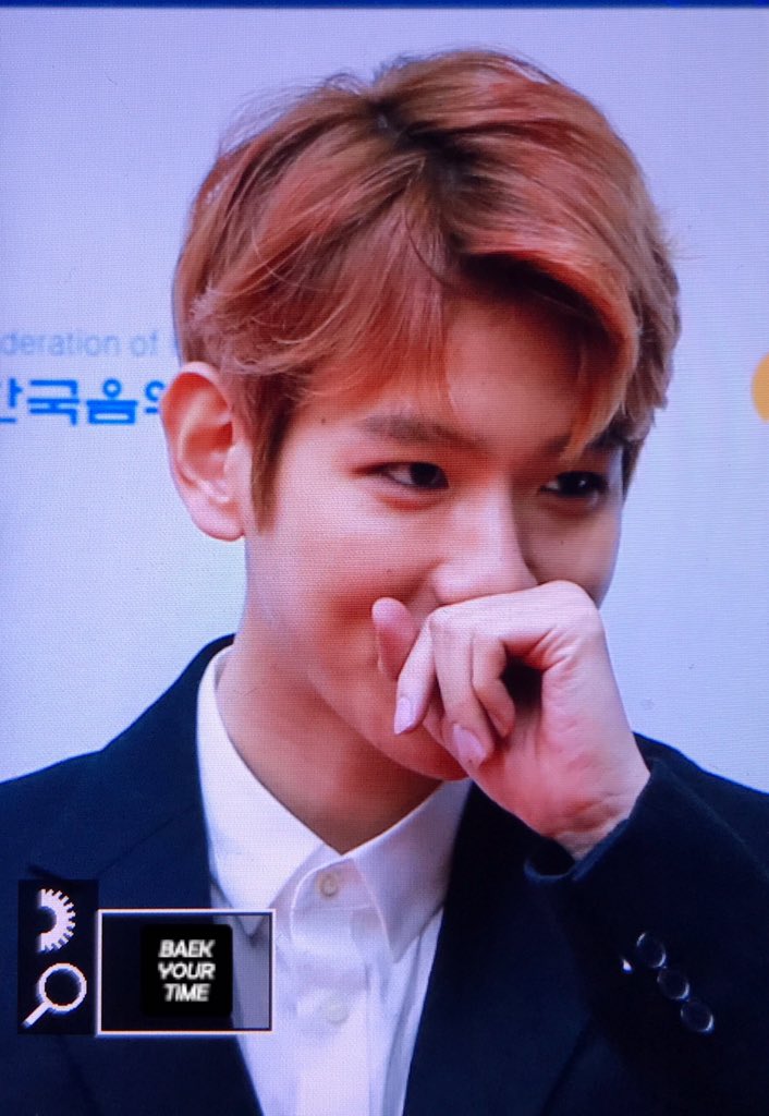 B_UR_Time's tweet photo. 170222 가온레카 #백현 #baekhyun
변빠름 너무 일찍 올라왔짘ㅋㅋㅋ
멤버들 지나가눈거 다봤어ㅋㅋㅋ
부꾸러원나바 세훈이한테 왜구랭ㅋ https://t.co/K6JDAI8RL4