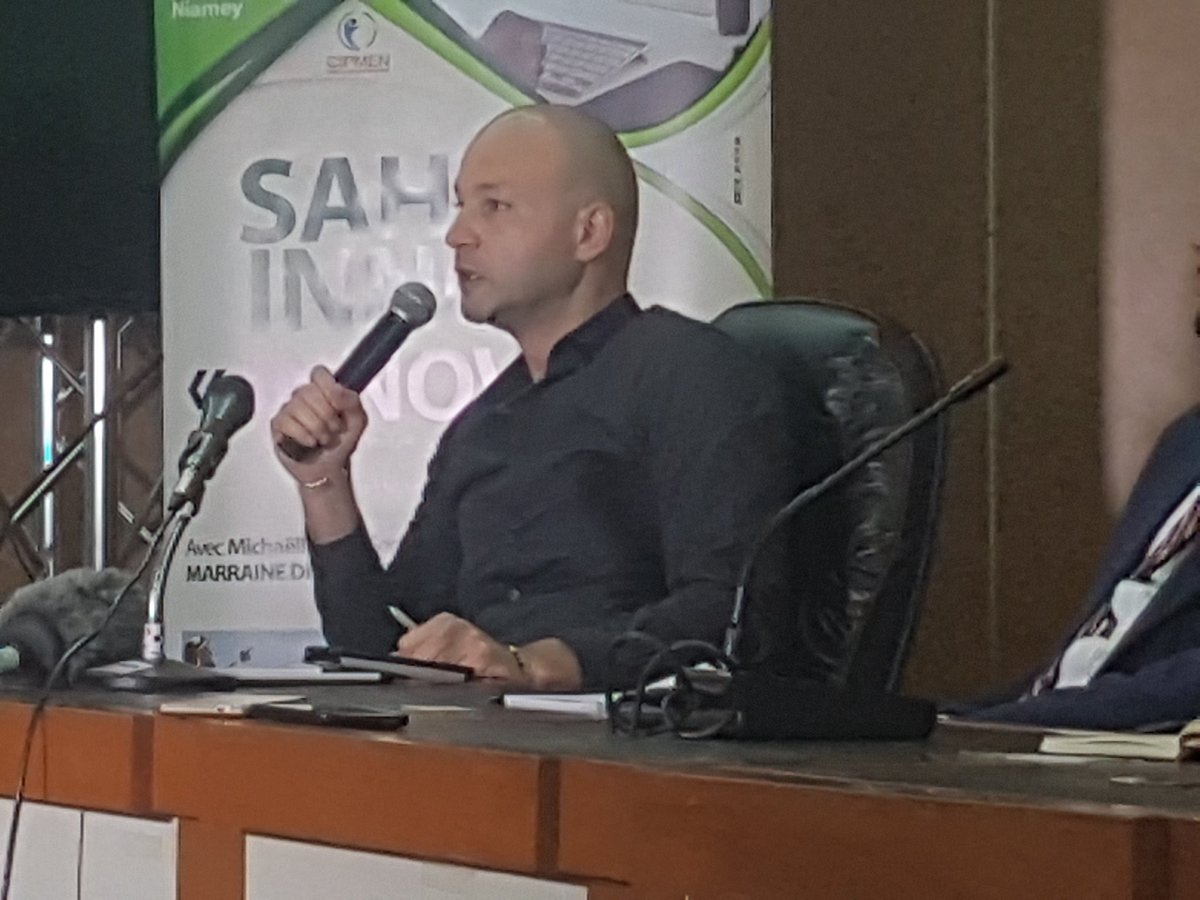 abdelsalam_safi's tweet image. Séance plénière sous le thème : quel modèle eco durable au sahel? Modéré par @SamirAbdelkrim de @StartupBRICS  #SahelInnov2017 @Sahelinnov