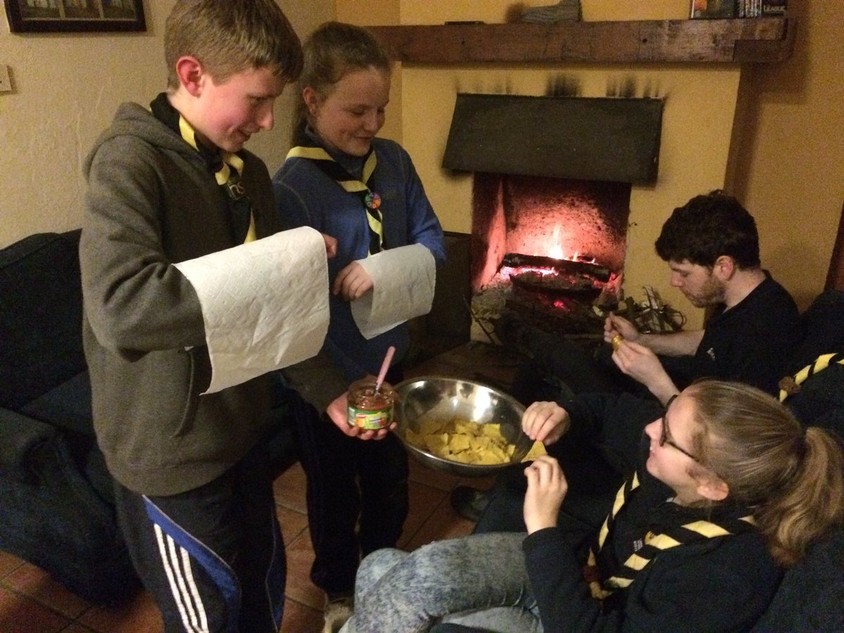 ositstomc's tweet photo. @ScoutingIreland @Aurora_Glencree @14thDubFriScout It takes years to train Scouts to this high standard 😎 https://t.co/JOzUHO7R1L
