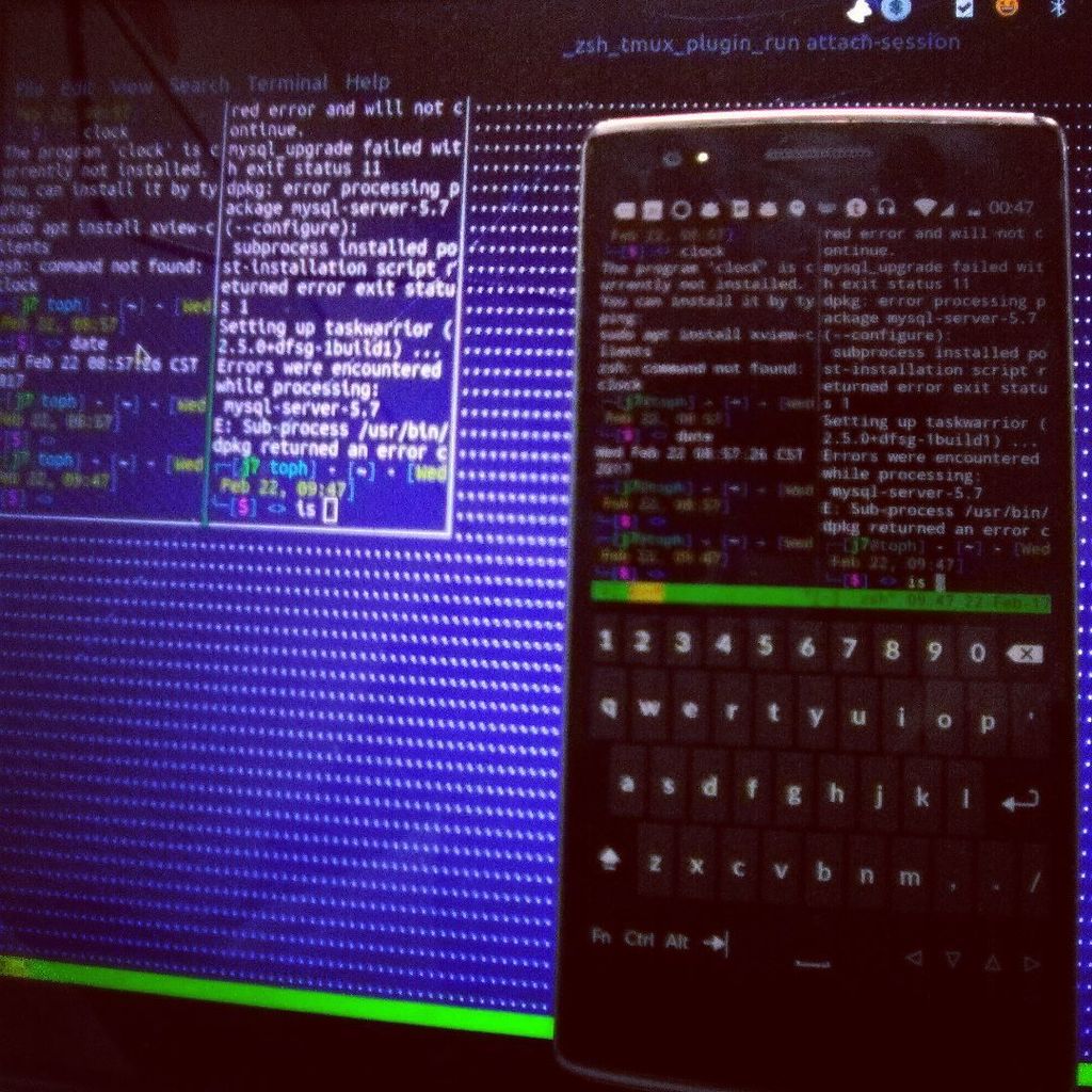 StarrWulfe's tweet image. Teaching myself how to use #tmux. On my smartphone. #linuxgeek ift.tt/2l8oHtC