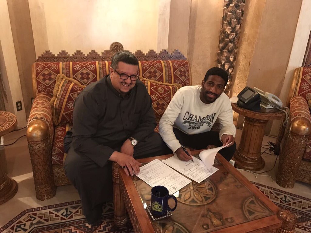 FC__2019's tweet photo. #تعرف_عوض
ايه اعرف انه سحب على الزعيق 😂😂😂 https://t.co/doYfVW9poF