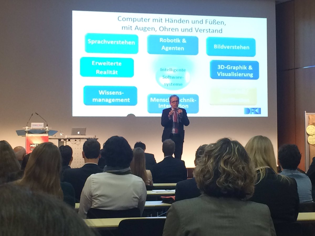 netlaws's tweet photo. Künstliche Intelligenz-Zukunft & Fiktion v @ReinhardKarger - das Vortragshighlight zum Abschluss der #nls17 https://t.co/j6kjloXX8S