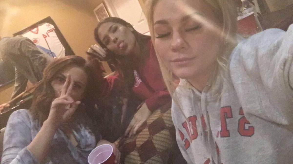 adriennexgrace's tweet photo. happy birthday to robin rouse 😉 i can't wait for all our adventures, love ya!!! https://t.co/YKhO0VmDhD