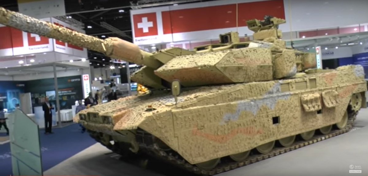 المانيا صدرت دبابات ومدافع ذاتيه الحركه الى قطر هذه السنه  C5R3Zl-WYAEbb1_
