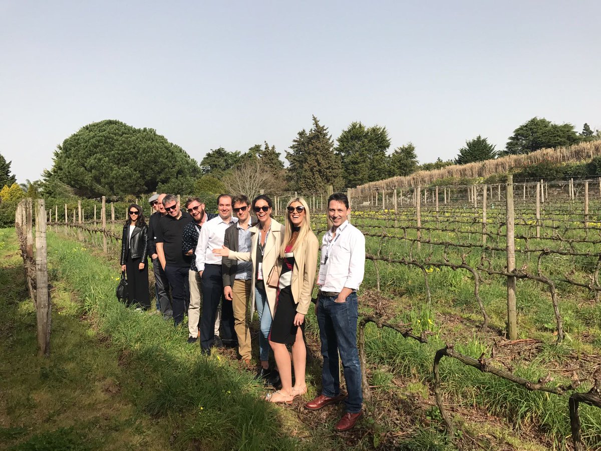 PulsePointBuzz's tweet photo. #DigidayDPSE afternoon activity how's meant to be: A glass of wine in good company @mrauben @DigidayEvents https://t.co/y6VKw4xxoE