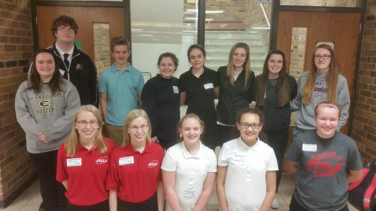 Marshfield WI School tweet media