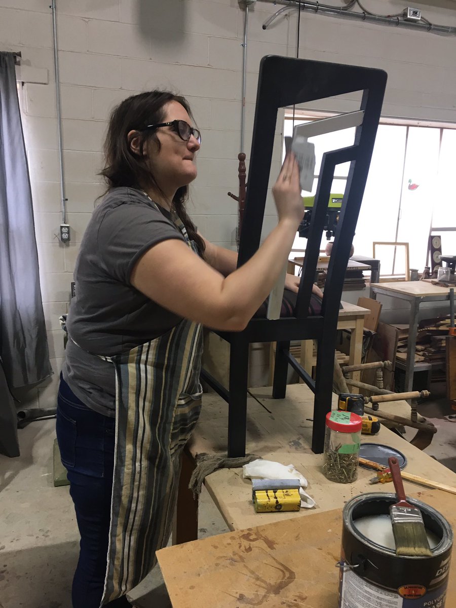 Furniture_Bank's tweet photo. Friends from @tractionsm do more than help partners leverage tech. They also bring furniture back to life! #volunteer #tractionforgood https://t.co/GLiUZlqLdB