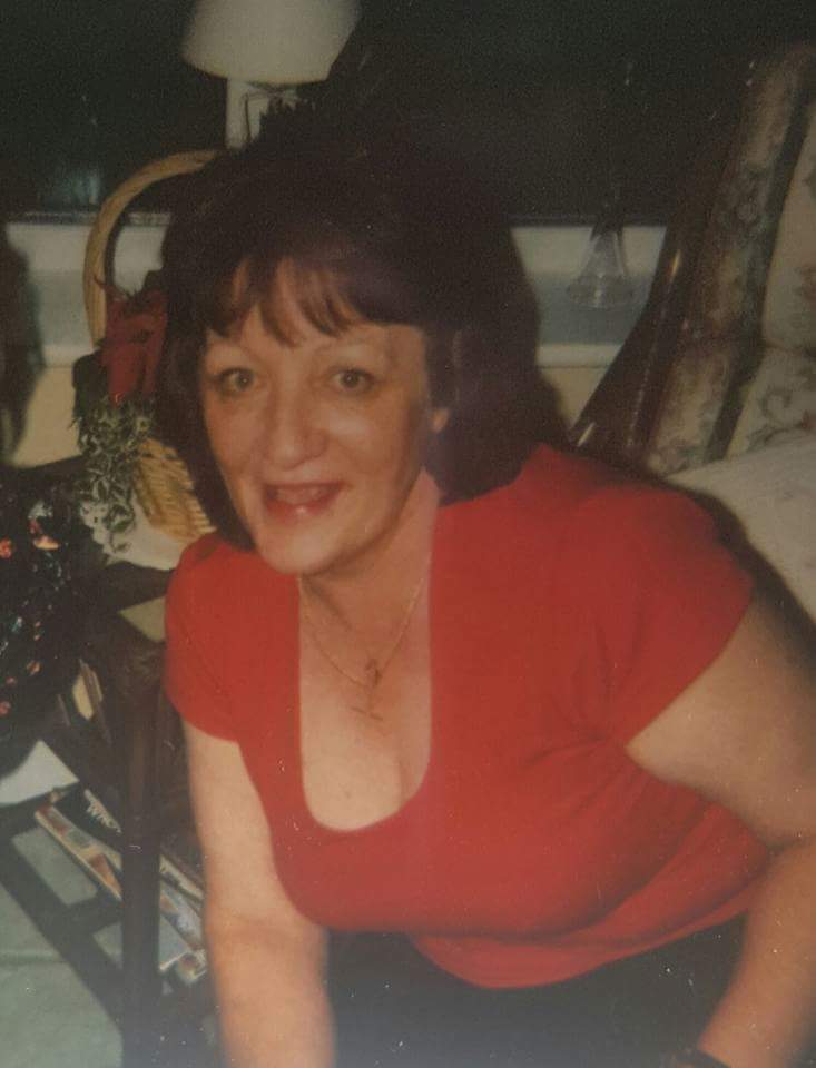 roxy_trainor's tweet photo. Beautiful pic of my beautiful Mam in red for #redforWED. Miss her so much #WED #encephalitis #missyoumam @encephalitis @encephalitisava https://t.co/q3H9CpAOf2