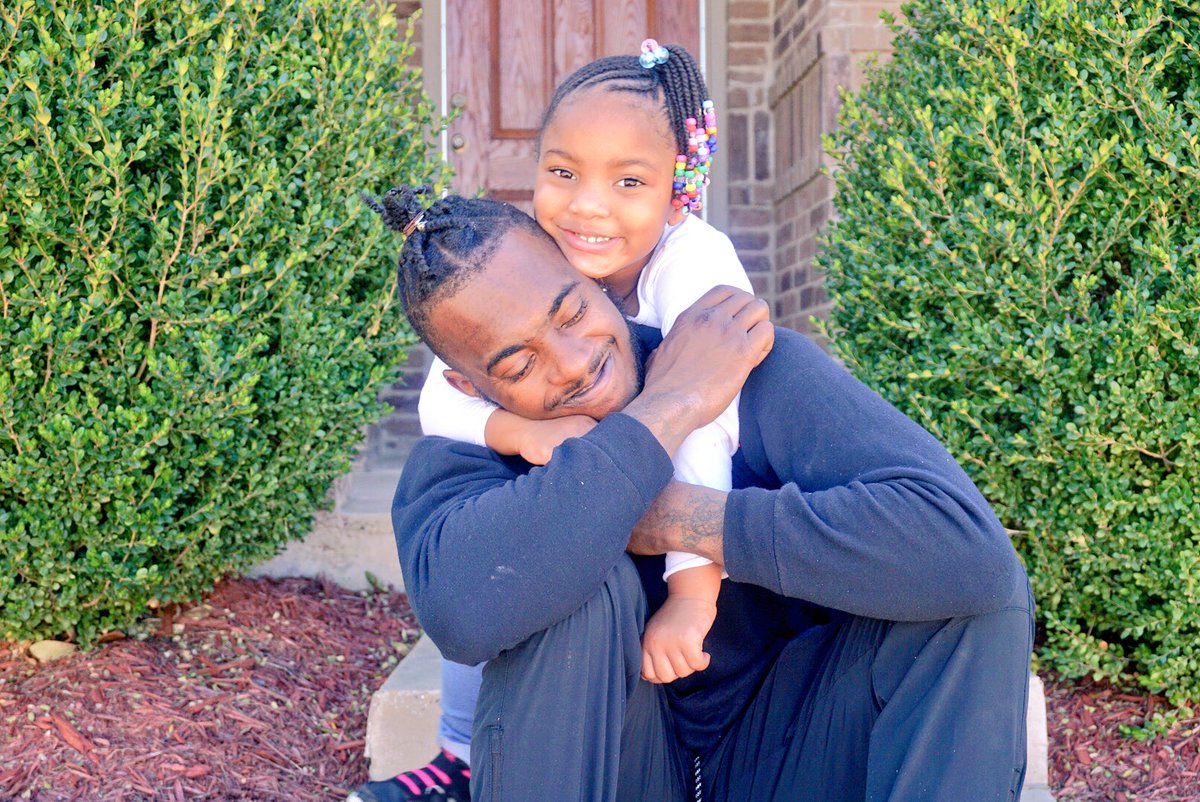 officialshiikd's tweet photo. Me and my niece Lani π€ #BFFFFFs https://t.co/2qT5Qu9iUW