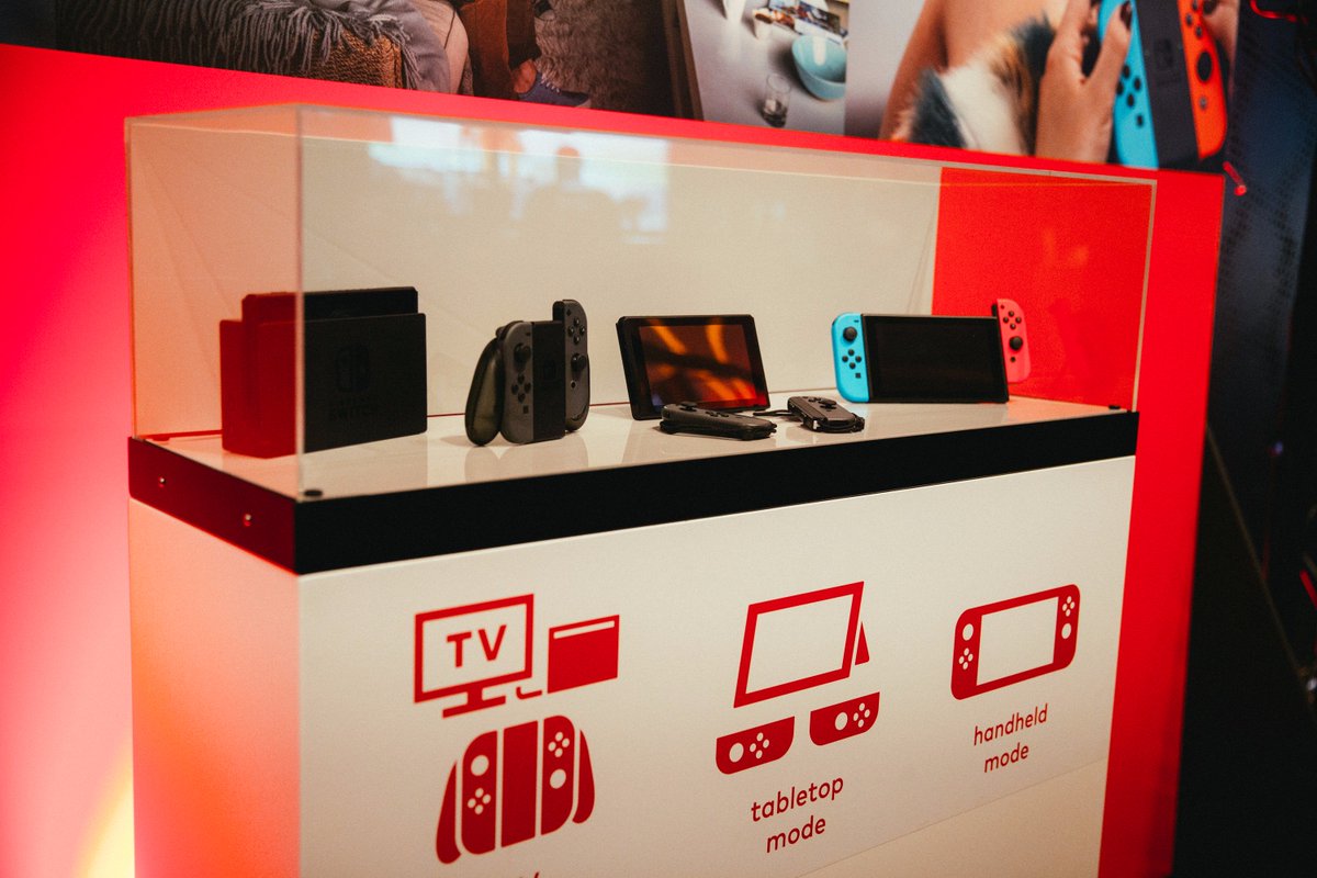 MOVE_XM's tweet photo. @MOVE_XM organiseerde #NintendoSwitch #premièreNL Dé gamebeleving voor pers, fans &amp; influencers: URBAN PLAYGROUND #playingisbelieving #trots https://t.co/kW21yPi4Pf