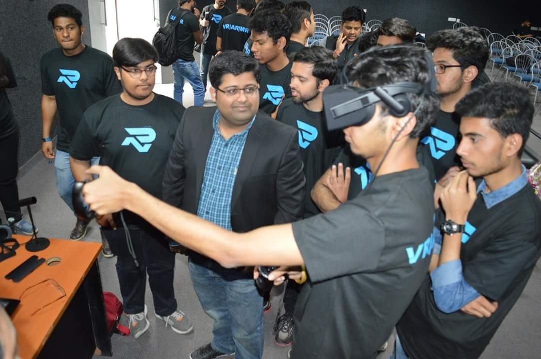 vrarmrofficial's tweet photo. Students got to experience Virtual Reality during the Ice Breaking Session. #icebreakingsession #VR #AR #MR #VRARMR #VirtualReality https://t.co/xkPZsS1tDd