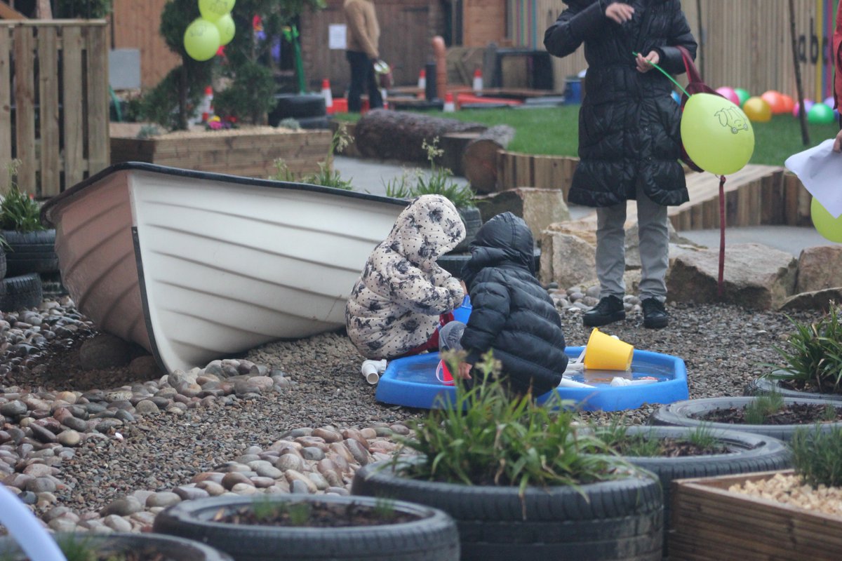 bbccleeds's tweet photo. Say hello to our brand new 3-4s #garden! Take a look at the pics here: https://t.co/VtuYlqBC3h #forestfrogs @NDNAtalk @KermitTheFrog https://t.co/qgIM2iNiOn