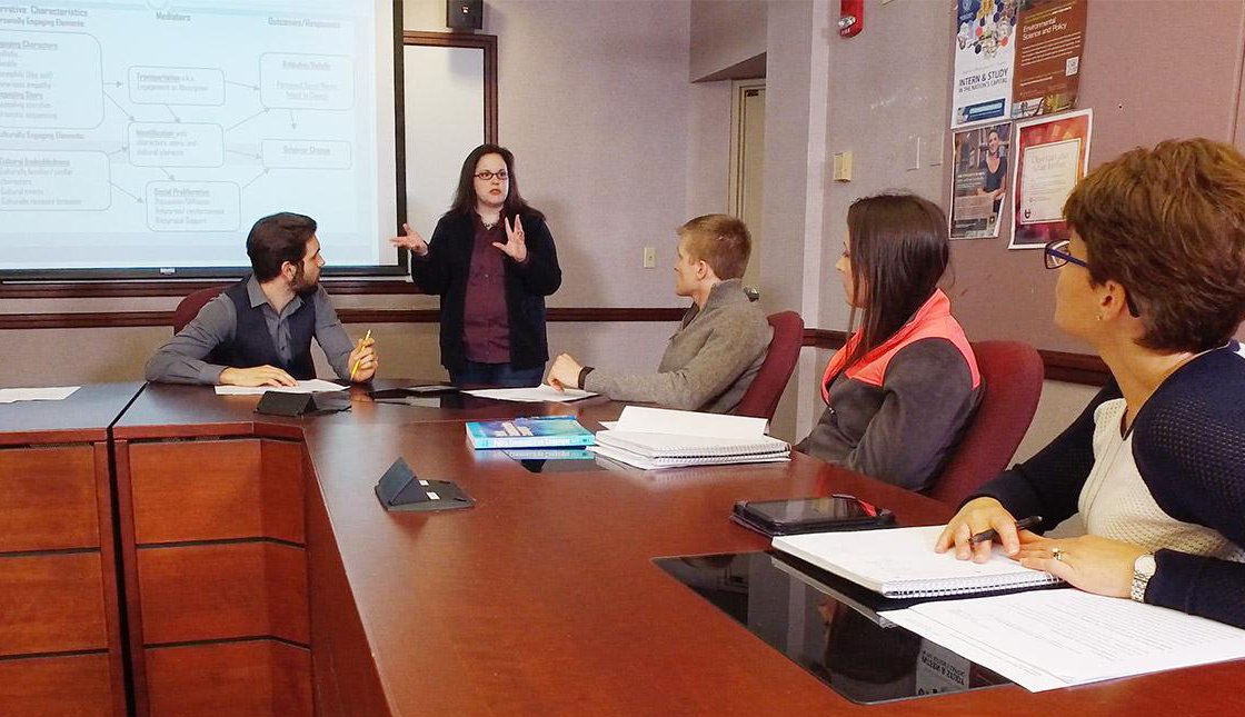 Time to start or change a career? Asst. Prof. Julie Volkman, Ph.D. shares her experiences in #HealthCommunication.
bit.ly/2lL2WDw