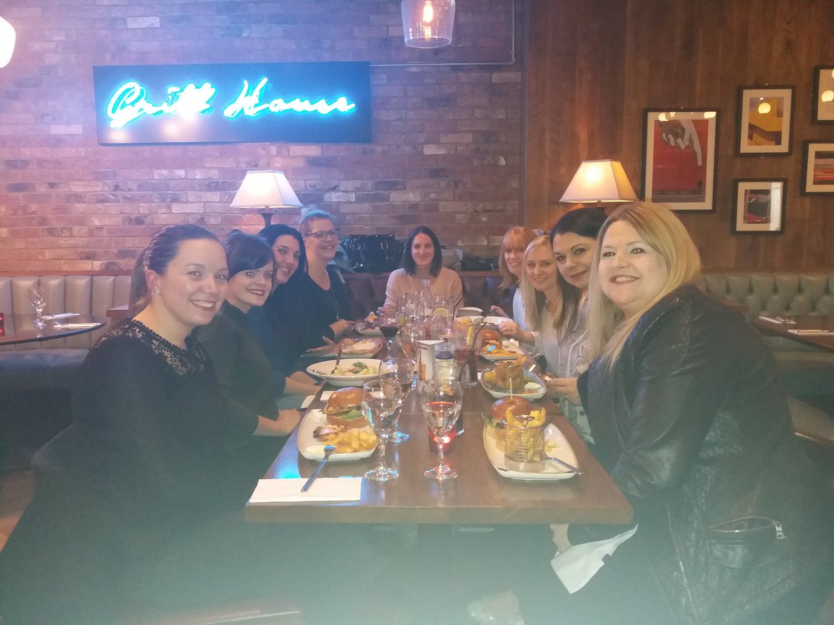 WestKitchense1's tweet photo. Girls night out at #westminster Kitchen #Waterloo #Big Ben #London eye #burgers https://t.co/S4xIBZBqOz