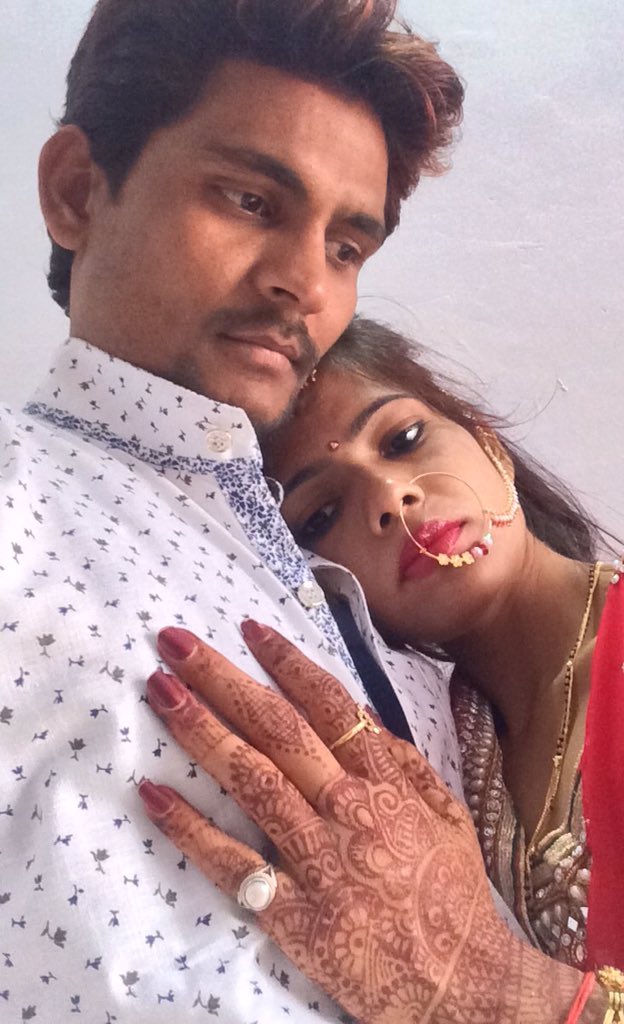 Maaanandi11's tweet image. Happy married life
