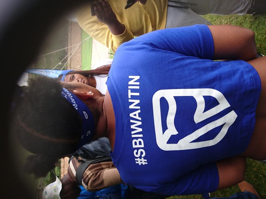 TheshR's tweet photo. #sbiwantin standard bank https://t.co/E6gBKCPGU3