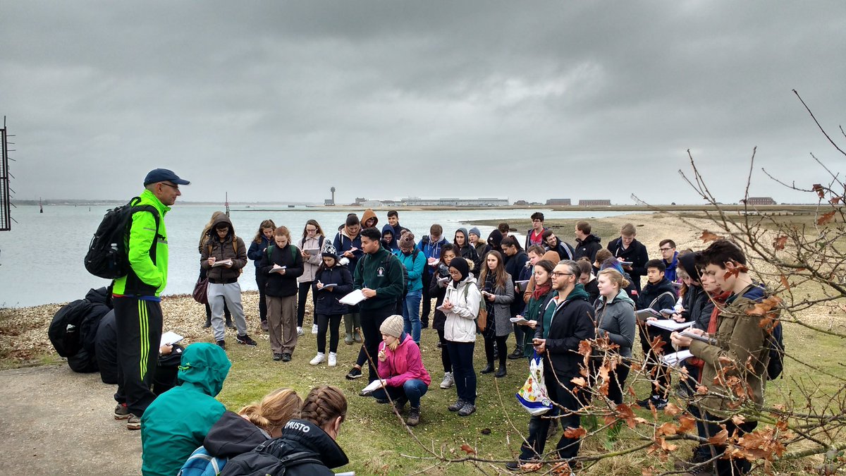 DeepSeaCri's tweet photo. Out on an environmental impact assessment fieldtrip with students from @SotonEnvSci and @MalHudson1 https://t.co/ki9Egog9xm