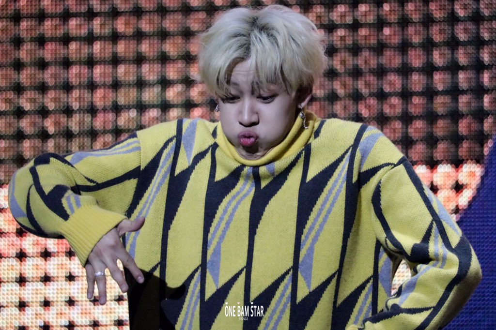 BambamMouth's tweet photo. 😂😂

#뱀뱀 #bambam #GOT7 https://t.co/KNKIOhrlzh