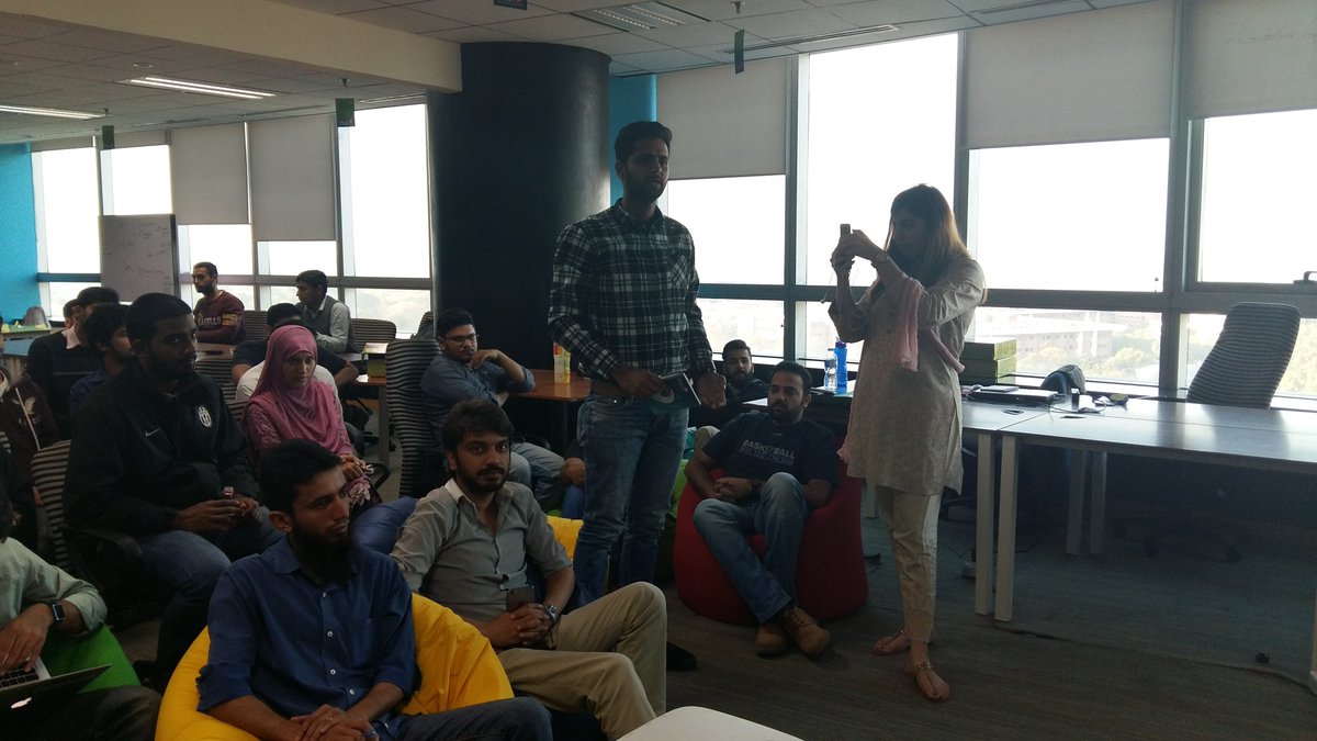 PITBIncubation's tweet photo. #AskMeAnything #kicksoff with Facebook team #FacebookAtPITB https://t.co/A12qE4rXqj