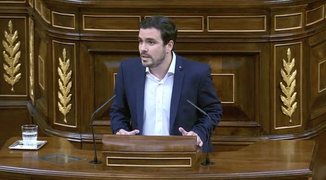 IzquierdaUnida's tweet photo. "Si algo hemos aprendido es que el Estado no es neutral. Ha intervenido a favor de una minoría y contra la mayoría" @agarzon #CSISaqueo https://t.co/2nsrB7bCns