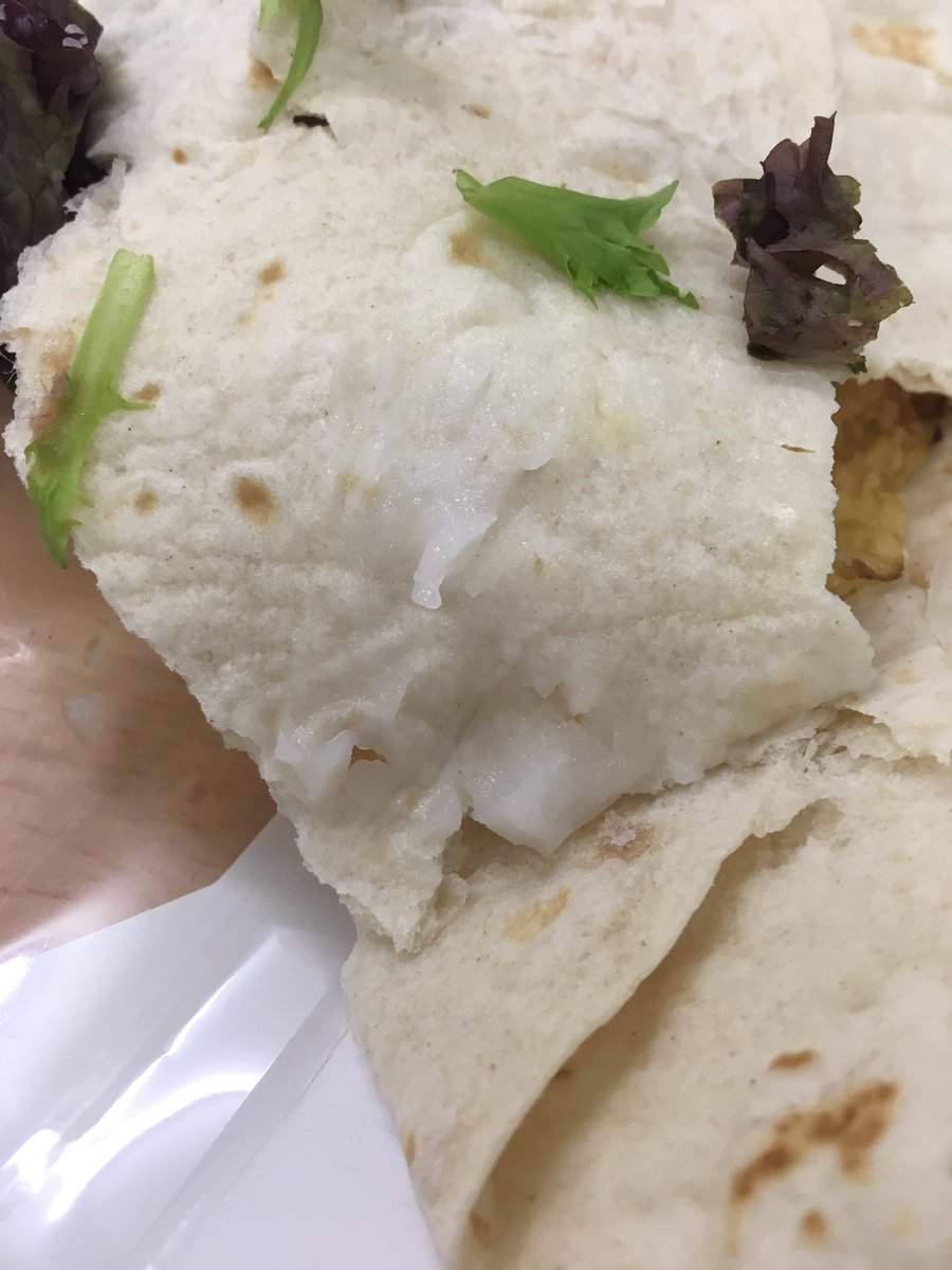 MarkTug86's tweet photo. @Tesco oh no not again duck wrap #seamen #ihopenot  #duckwrap #lunch https://t.co/dIbmkSrT3F