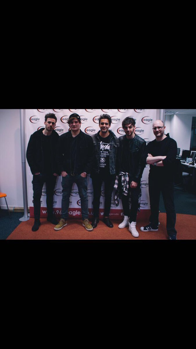 Thanks to <a href="/eagleradio/">Greatest Hits Radio Surrey & East Hampshire</a> and Stuart for having us! We're on tonight at 8:20pm tune in we played a track and had a chat! (96.4fm/DAB) #newmusic