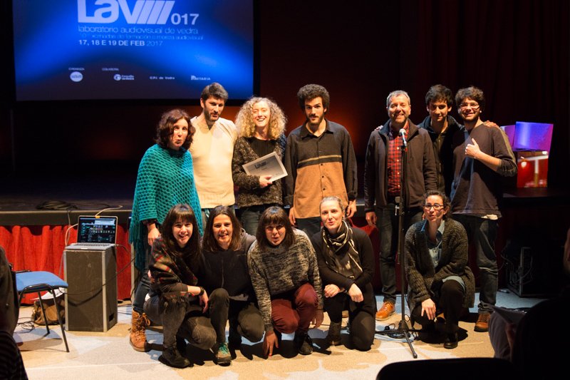 Senunpeso_AC's tweet photo. O alumnado de 'Montaxe audiovisual' coa profe Sandra Sánchez
#LAV017 https://t.co/58DXprp6RQ