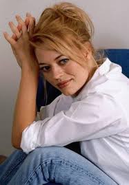 HAPPY BIRTHDAY 

Jeri Ryan 
