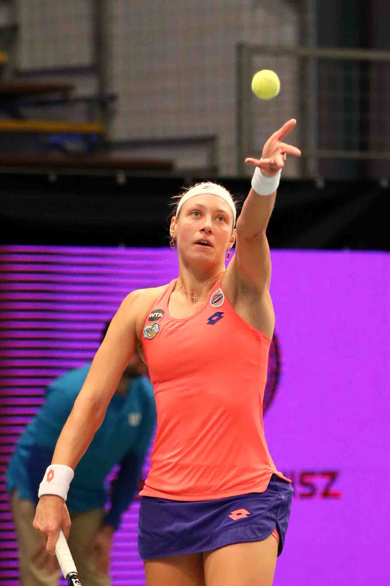 YANINA WICKMAYER - Página 2 C5RVB03W8AArOnV