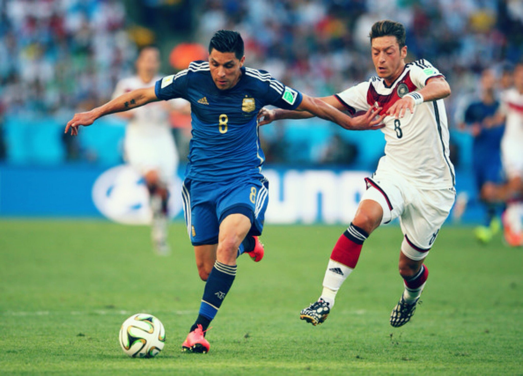 Happy birthday to  midfielder Enzo Perez, He turns 31 today. 