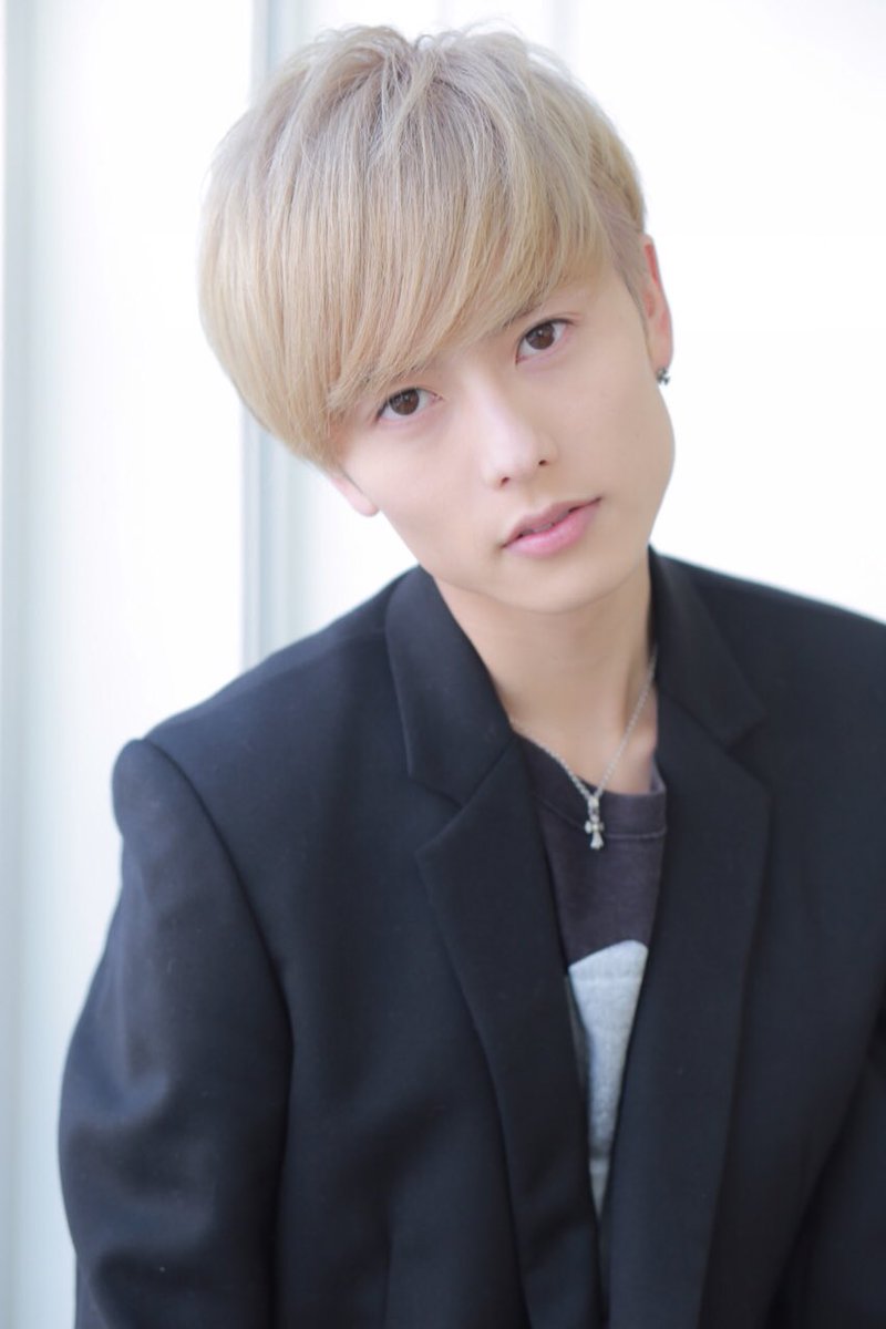 Salonlyla 杉本ケイタ 超最新style 大橋岬 Lipps杉本 最旬keyマッシュ 春に向けてのハイトーンカラー 2ブロックマッシュで旬髪を手に入れよう 東京タラレバ娘 坂口健太郎 詳細 T Co 8rfnbuae1f T Co Xufs7favvm Twitter