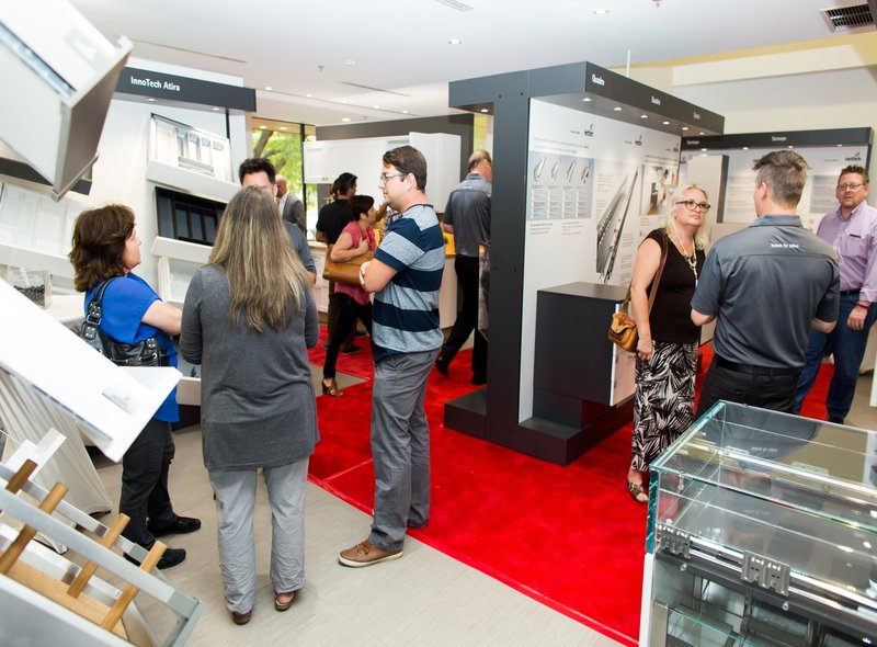 PlanitCanada's tweet photo. Rejoignez-nous le 14 et 15 mars à Montréal pour un séminaire de formation Cabinet Vision au showroom de Hettich. https://t.co/dzeAF0hRmb https://t.co/1zreOcT2L5