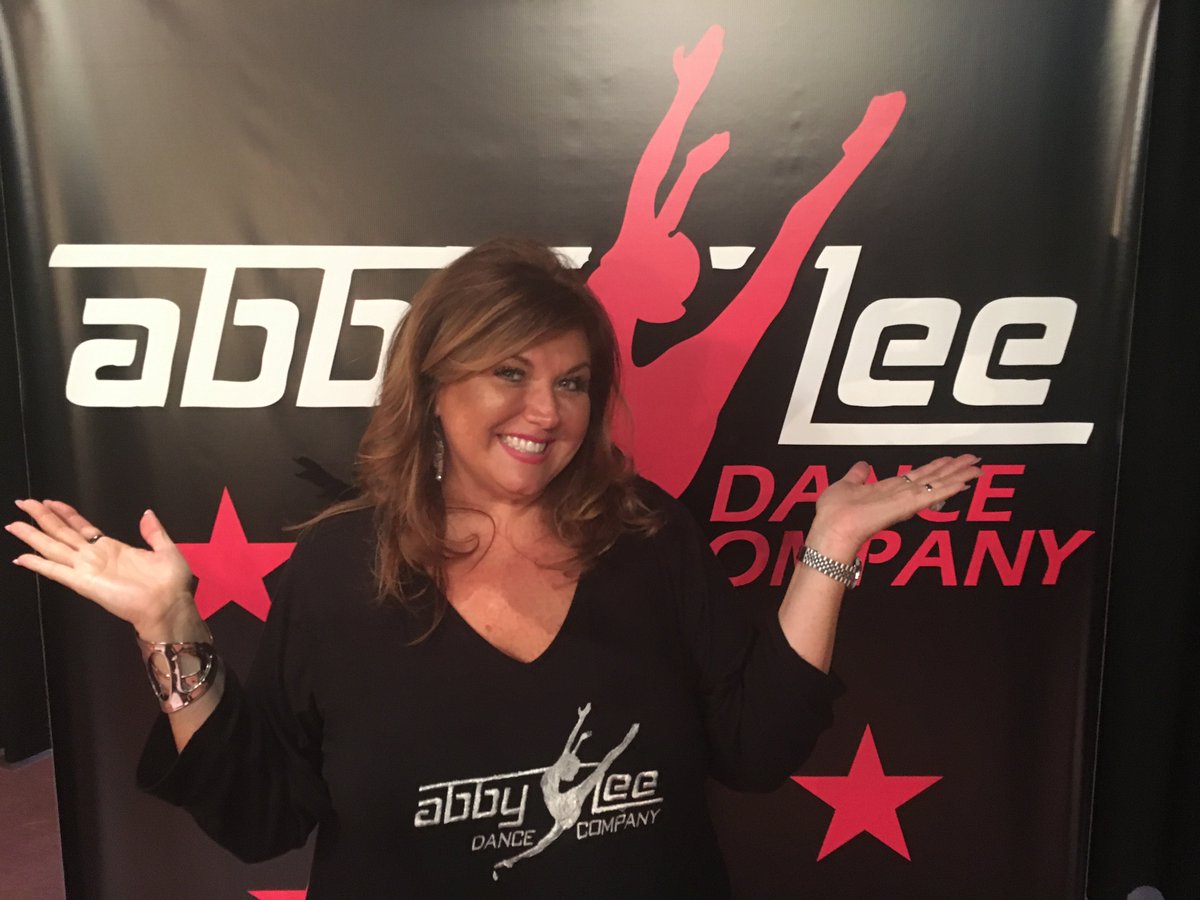simon_dukey's tweet photo. Watch @Abby_Lee_Miller give her best shot at a Geordie accent after meeting hundreds of fans in Newcastle https://t.co/sC2sWoanwg #DanceMoms https://t.co/r2ihdzFur0