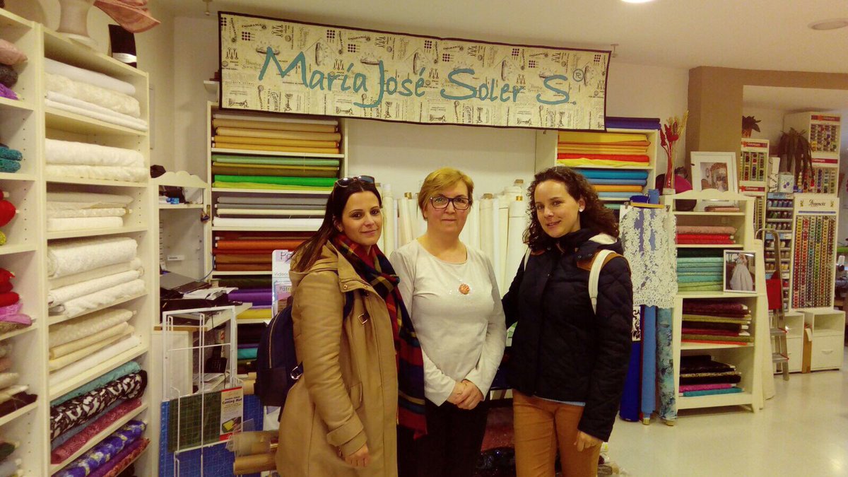 TALENTera2016's tweet photo. Hoy  dos componentes de nuestra Talentera han visitado la empresa de María José Soler. Muchas gracias por habernos recibido. https://t.co/I3YWYrrdRT