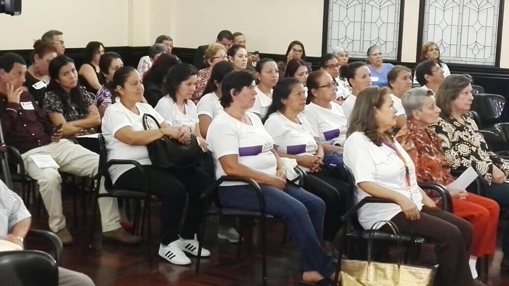 Silvia_SanchezV's tweet photo. Damos inicio al Foro en conmemoración del día internacional del cáncer.  "Cáncer, más que una enfermedad física, una enfermedad social" https://t.co/qOQfhu0FQS
