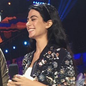A Chay quando o Edward chega.