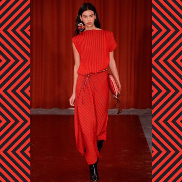 the_wearer's tweet photo. #roksandailincic that dress ❤️. That colour ❤️. That massive single earring!!!!! ❤️ #lfw17 #red #earringobsession https://t.co/HkjrnpoSjf