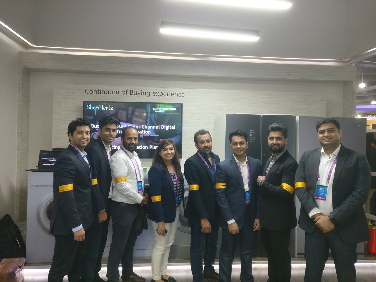 shephertz's tweet photo. Thank you @MicrosoftIndia @ModernBizIN for #FutureDecoded. Overwhelming customers response and great digitization experience #ShepHertz https://t.co/Go0Zitesi3