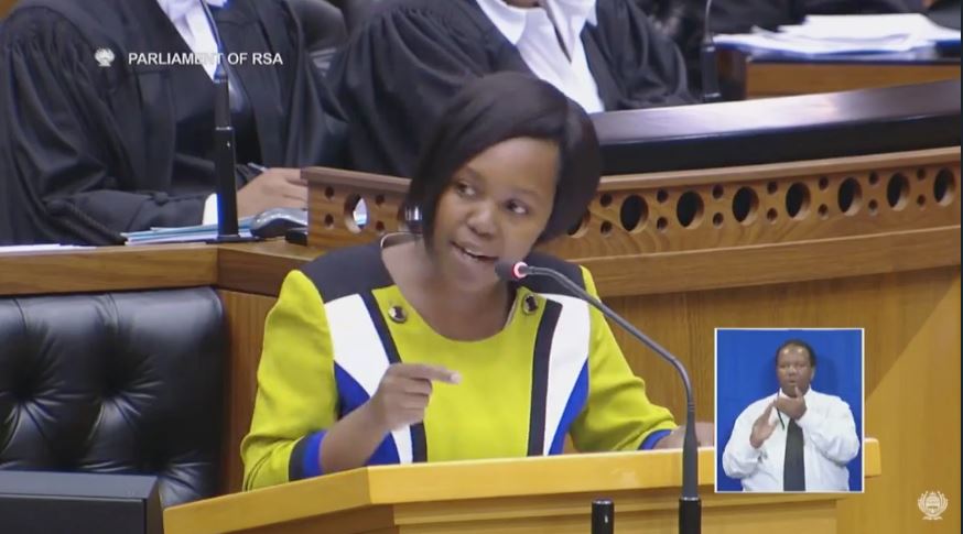 Every South African needs to watch this maiden speech from the youngest member of Parliament to date ow.ly/esfh309f5pX