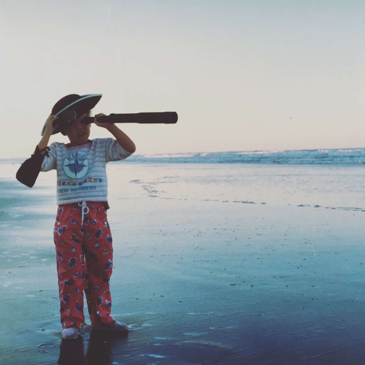 crystalcrichard's tweet photo. Tiny C. Dreaming up all of the things at the age of 6. Bringing A LOT of those dreams to life now. #excitingstuffcoming #eastcoastmermaid https://t.co/emFXNukkG7