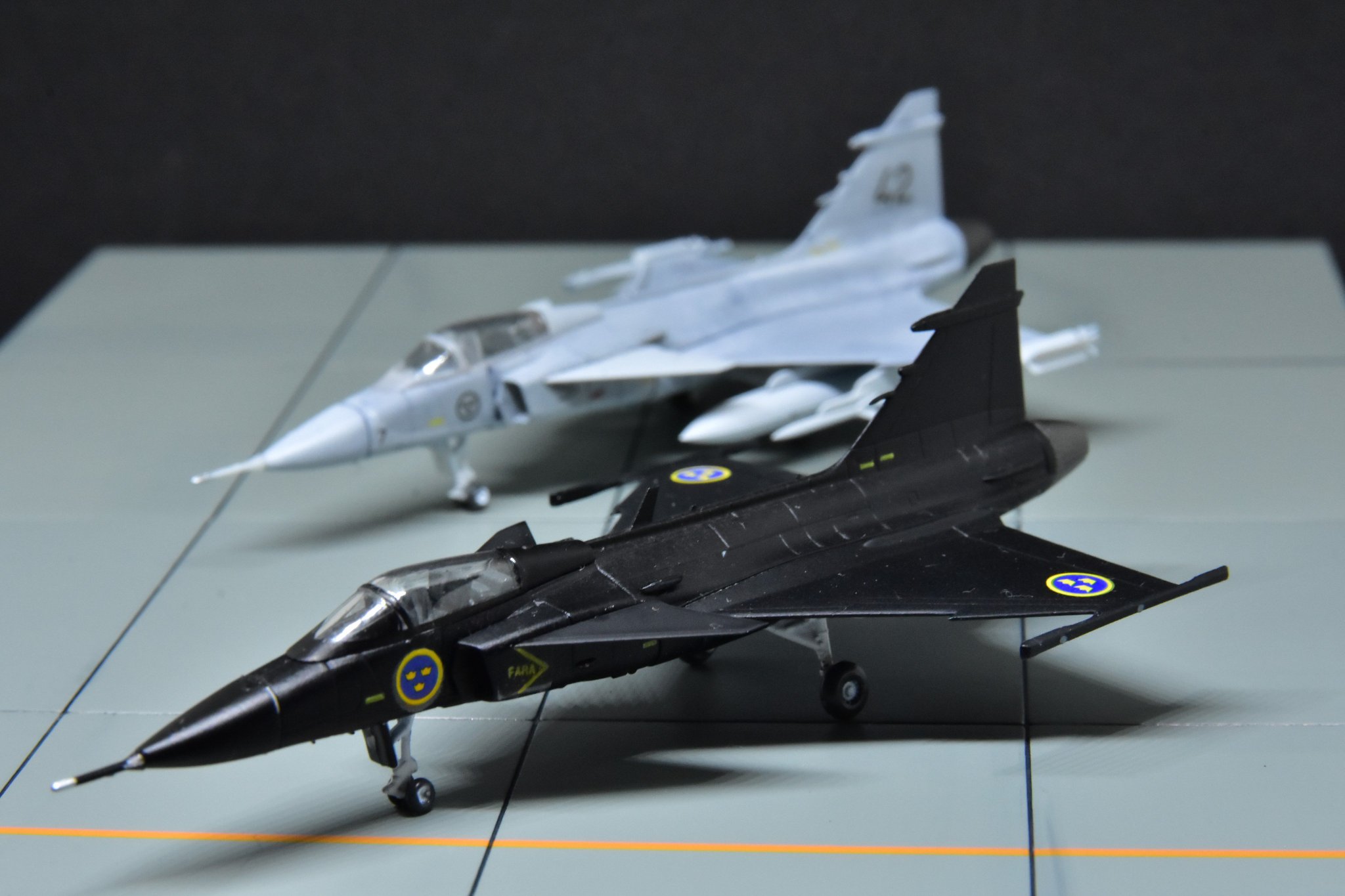 ユーロジェットコレクション2　ノーマル9種＋シークレット2種　フルクラムグリペン Amazon | 【2S】 エフトイズ 1/144 ユーロジェットコレクション