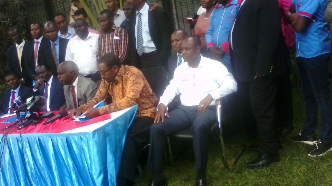 inooroke's tweet photo. Wiper leader @skmusyoka  refutes claims party stalwarts against merger with Makueni Governor @governorkibwana.
#WiperTroubles https://t.co/c7nqdQYd6j