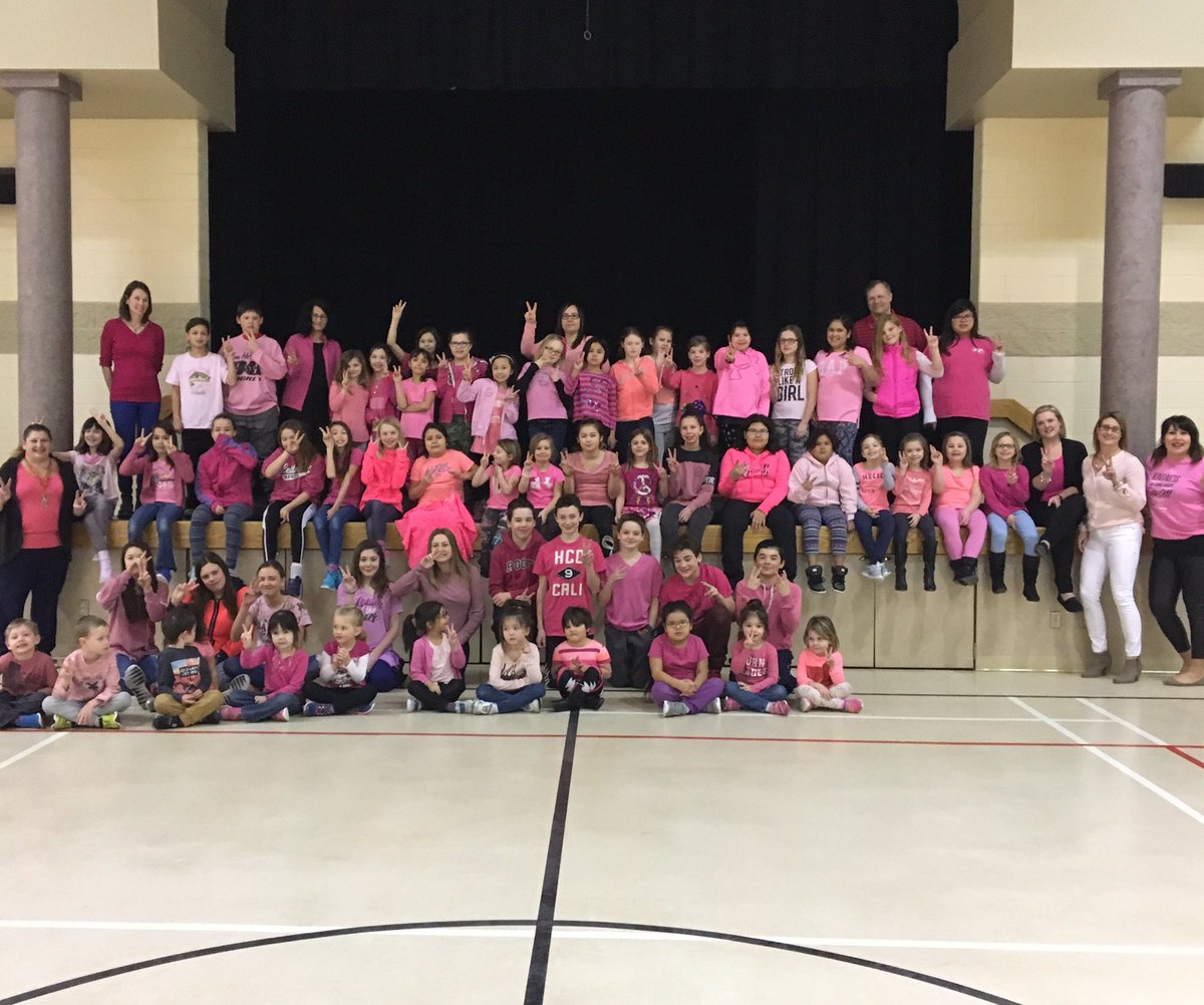 CrystalGionette's tweet photo. That's a lot of #PinkShirtDay #SNCDSB https://t.co/5CpNu6NjzT